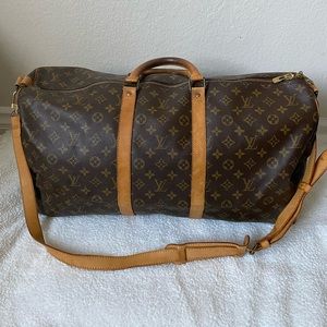 🎉SOLD🎉Authentic Louis vuitton keepal 55 &